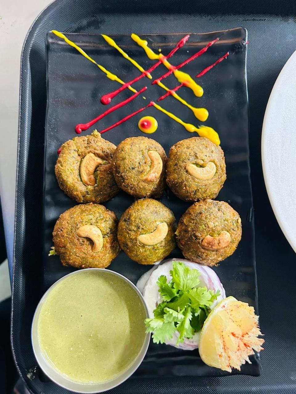 Le Miami Resort Puducherry Eksteriør billede